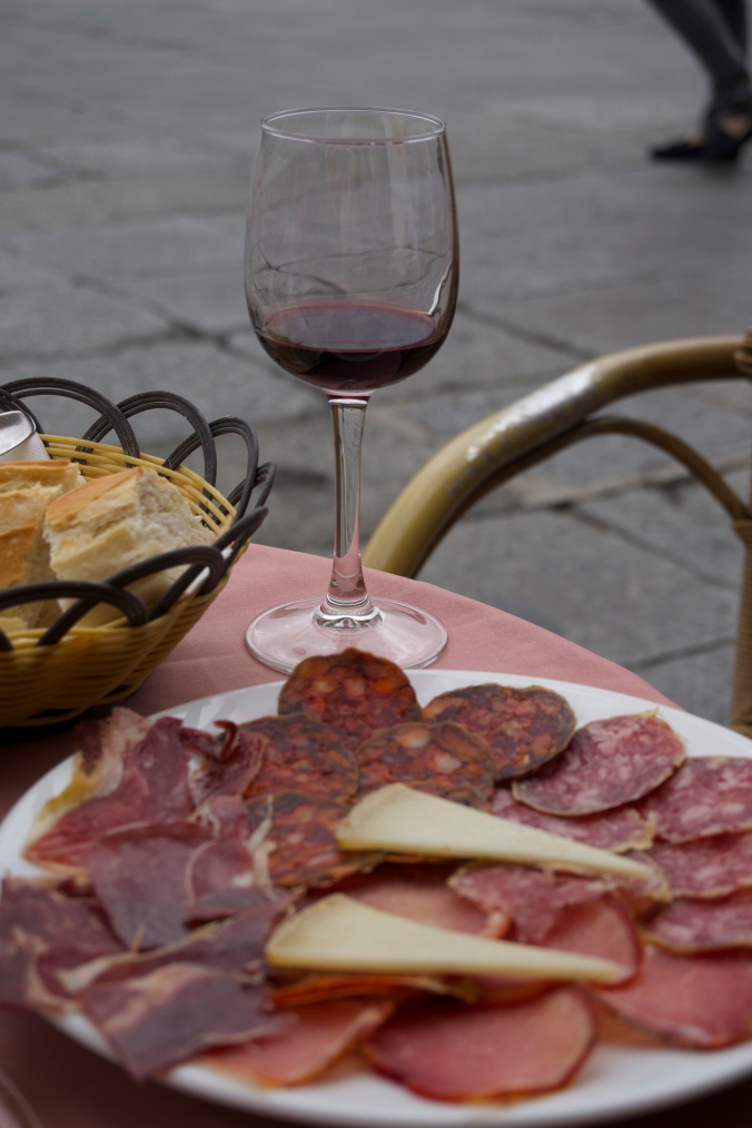 The perfect lunch in an overcast Salamanca